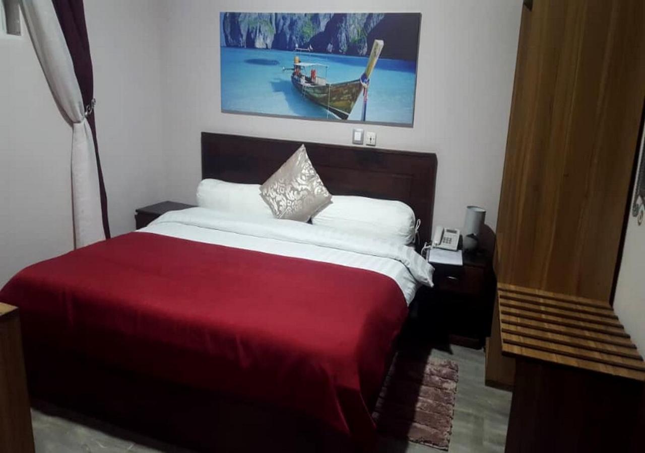 Benin City Center Hotel コトヌー エクステリア 写真
