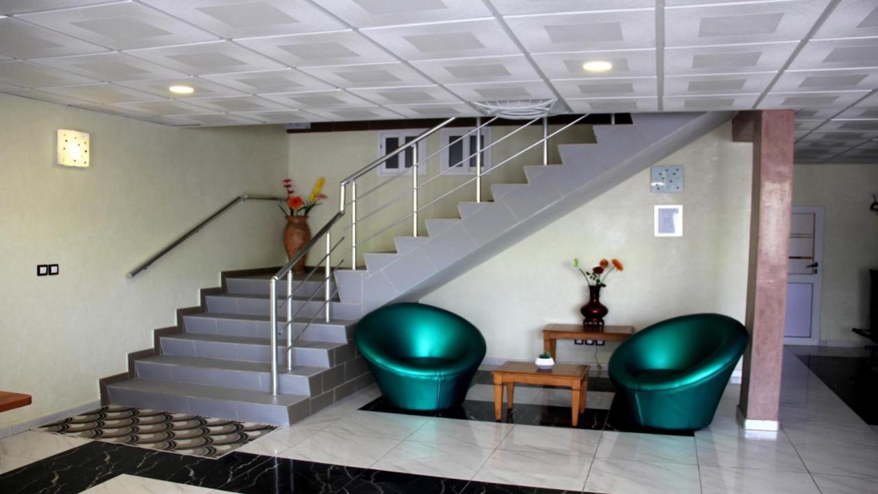 Benin City Center Hotel コトヌー エクステリア 写真