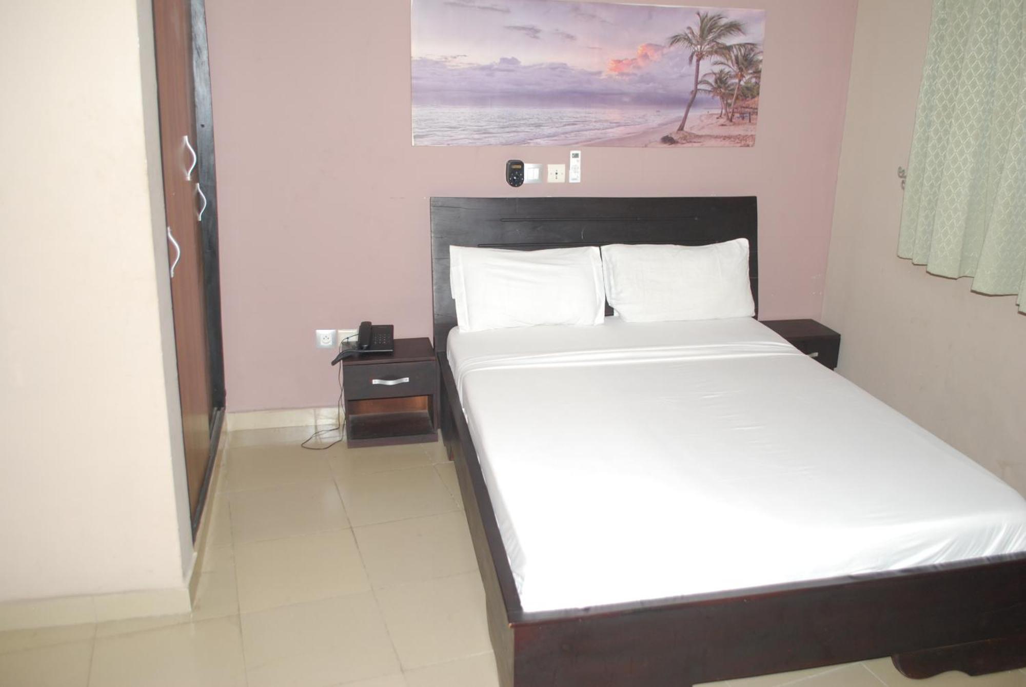 Benin City Center Hotel コトヌー エクステリア 写真