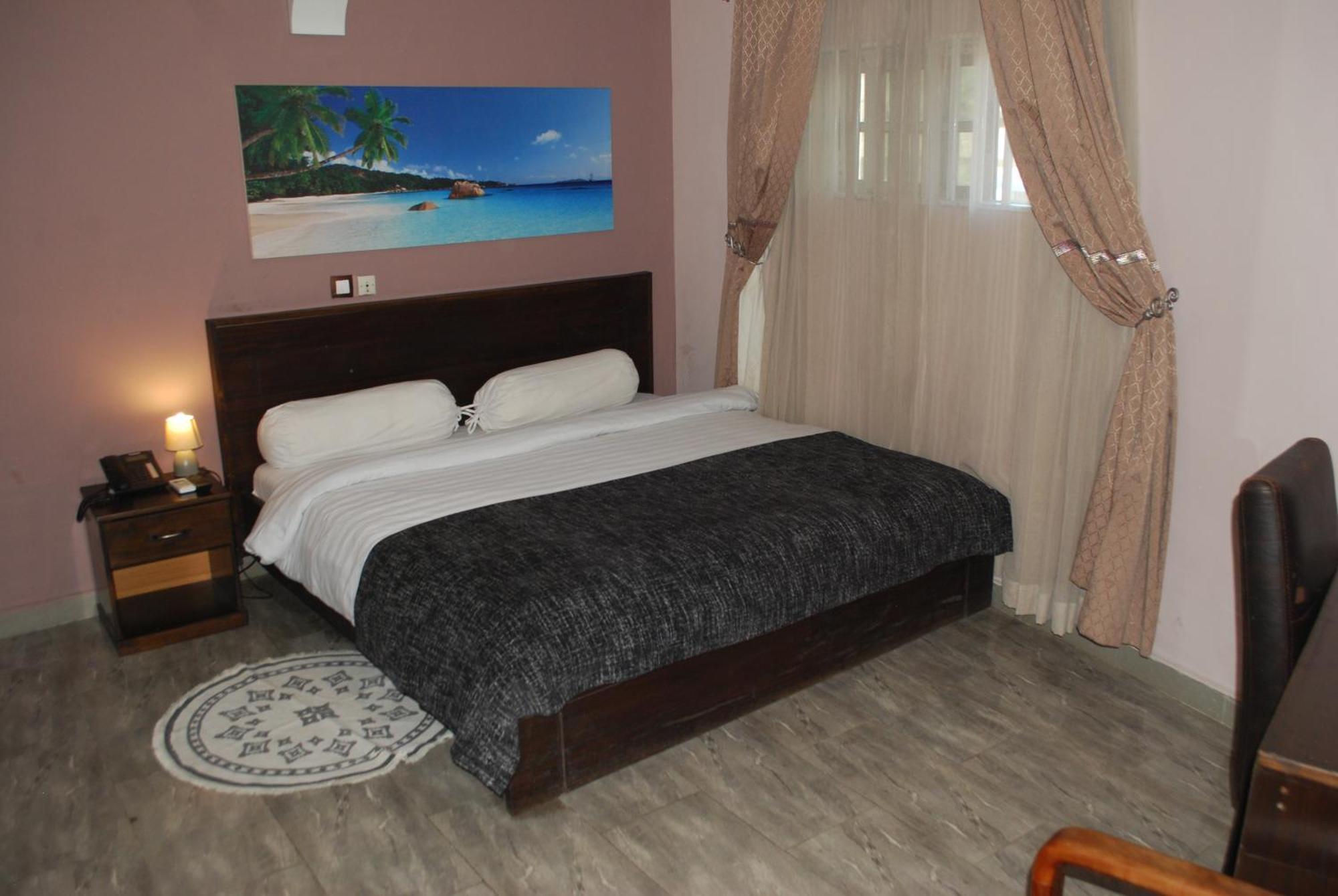 Benin City Center Hotel コトヌー エクステリア 写真