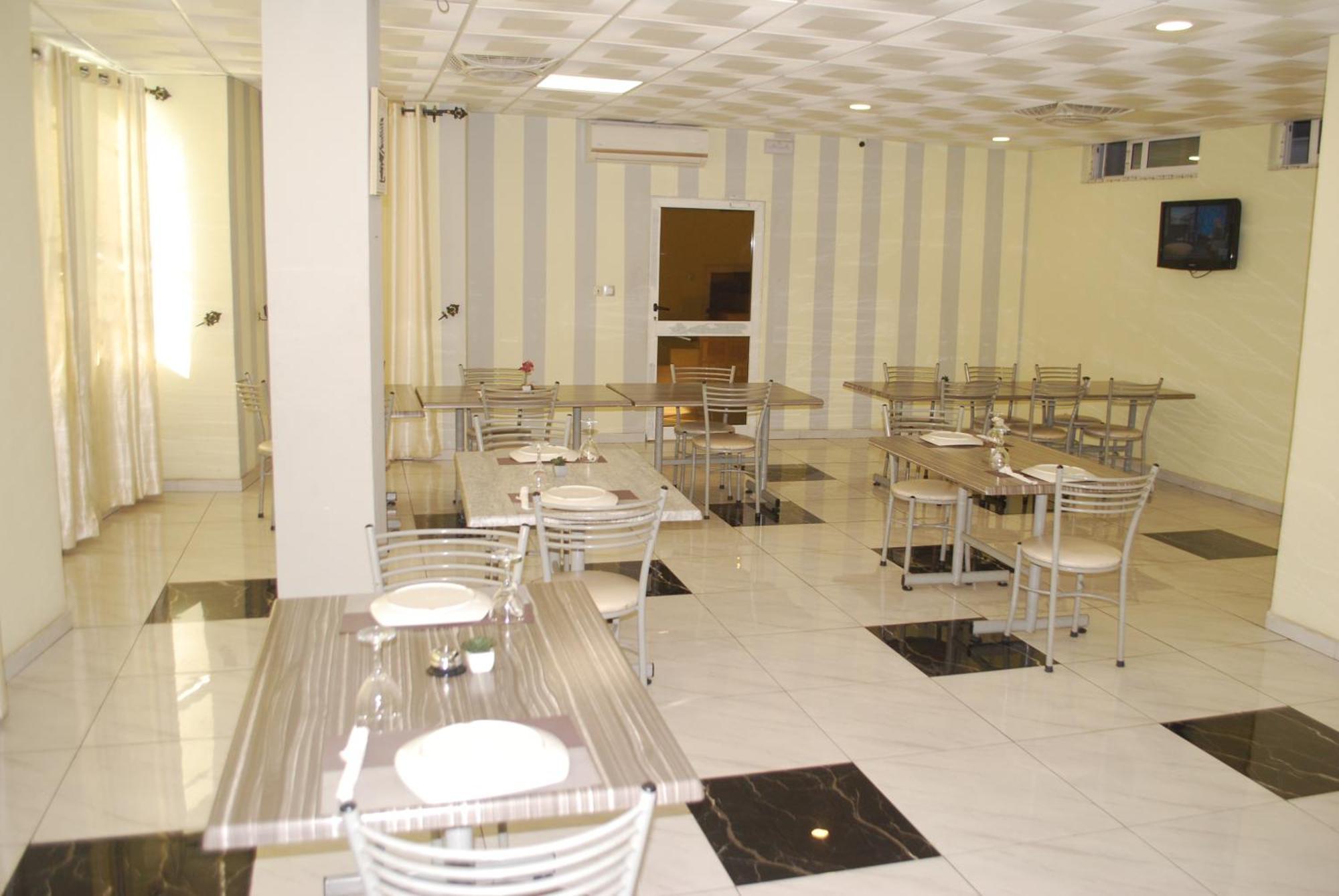 Benin City Center Hotel コトヌー エクステリア 写真
