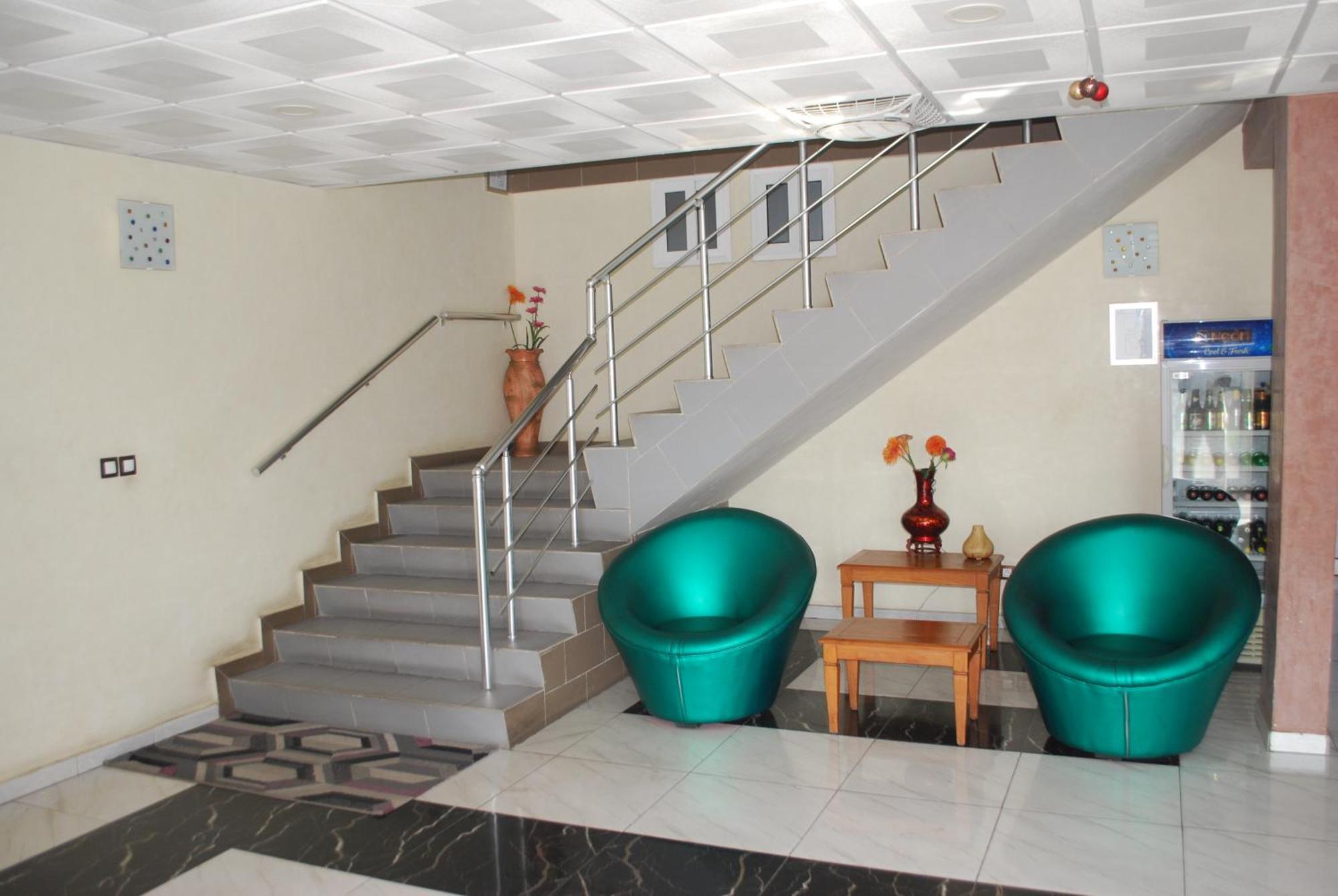 Benin City Center Hotel コトヌー エクステリア 写真
