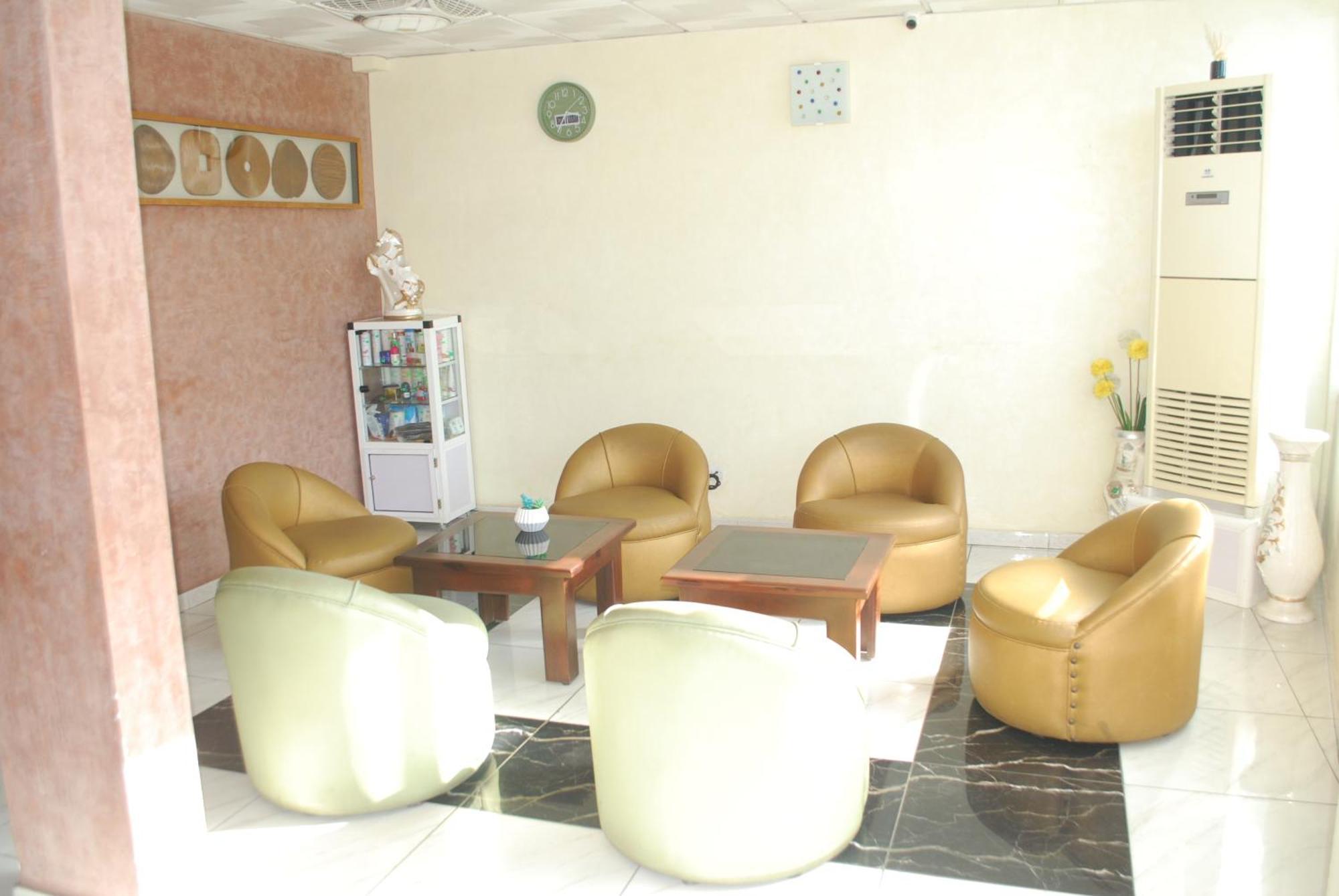 Benin City Center Hotel コトヌー エクステリア 写真