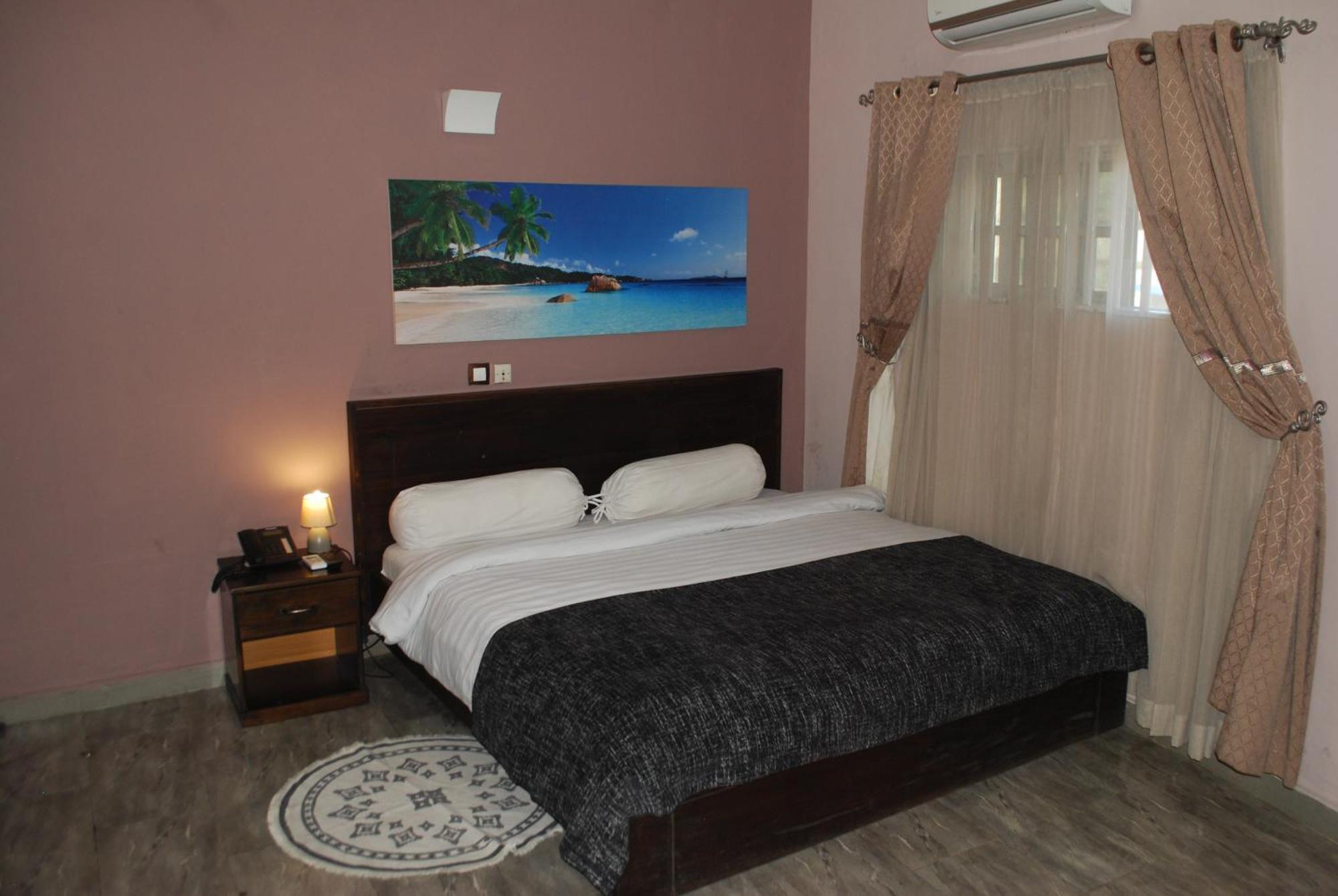 Benin City Center Hotel コトヌー エクステリア 写真